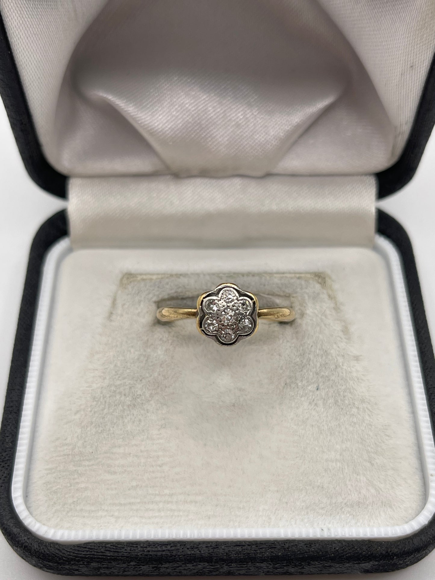 9ct gold platinum diamond cluster ring