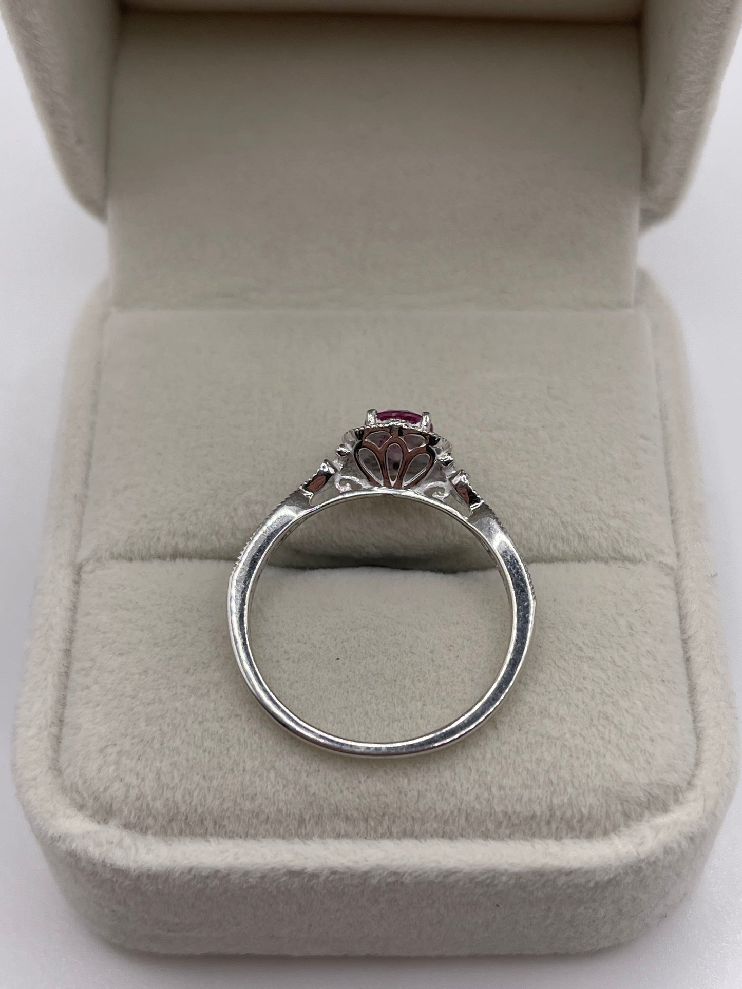 9ct white gold ruby and diamond ring