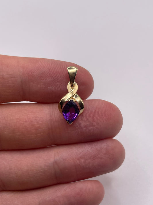 9ct gold amethyst pendant