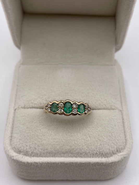 9ct gold emerald and diamond ring