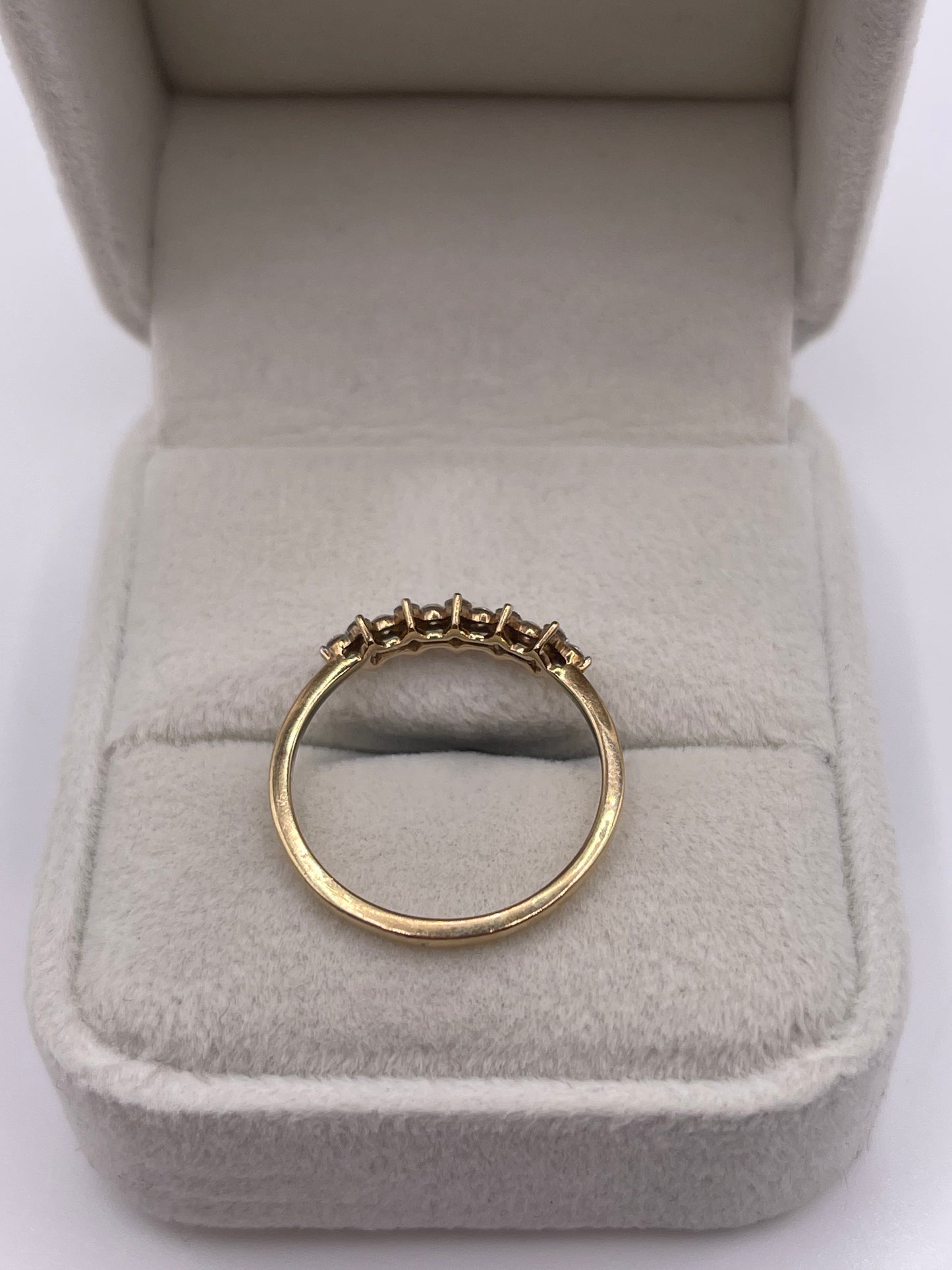 9ct gold diamond cluster ring