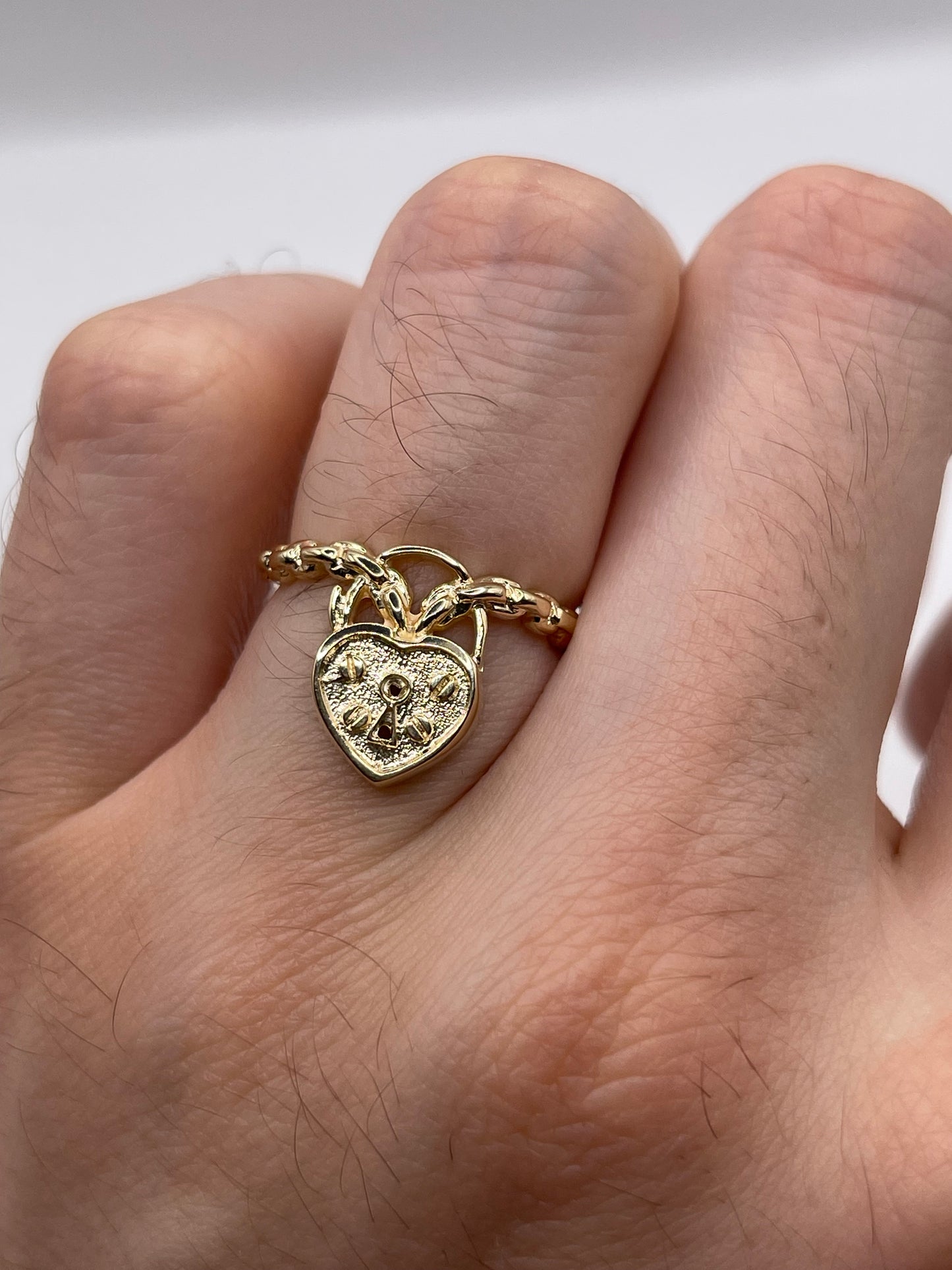 9ct gold padlock ring