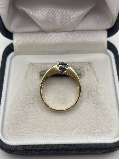 9ct gold kyanite ring