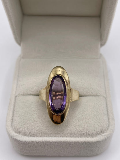 8ct gold amethyst ring