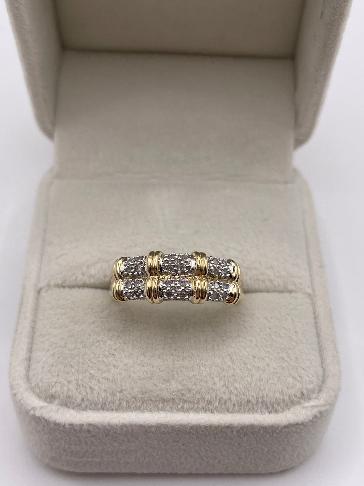9ct gold diamond cluster ring