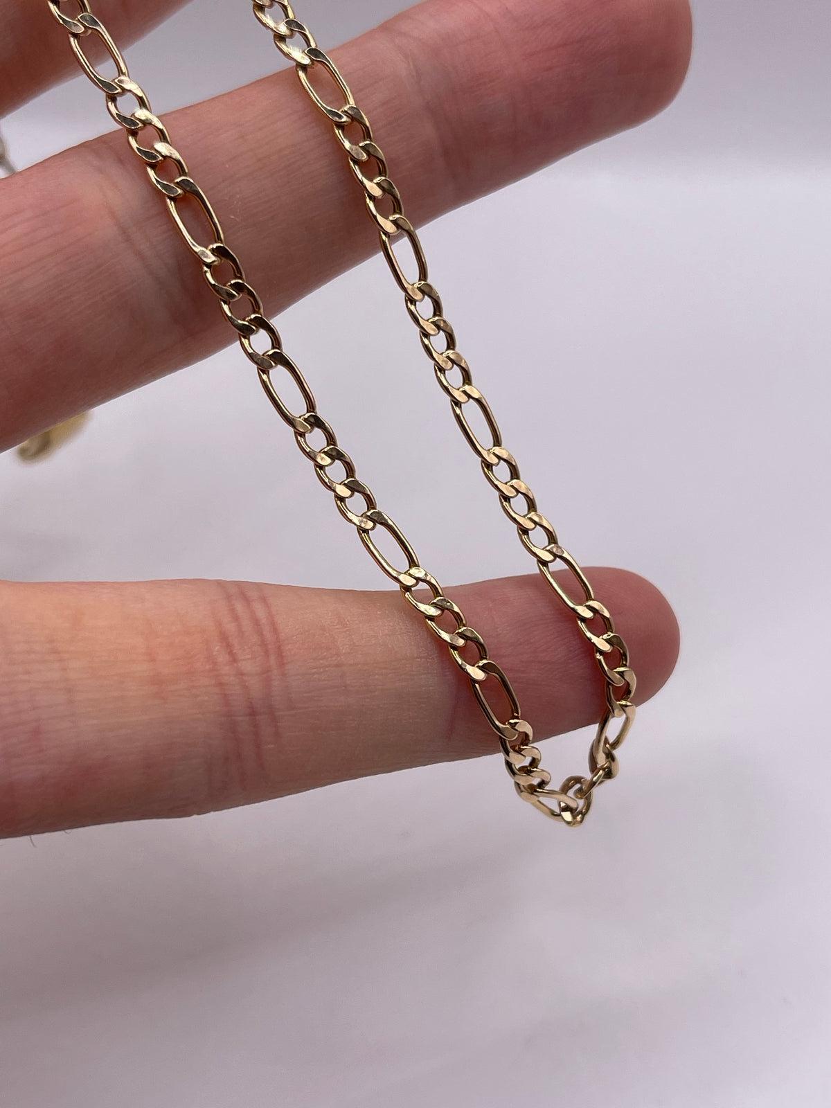 9ct gold chain 543