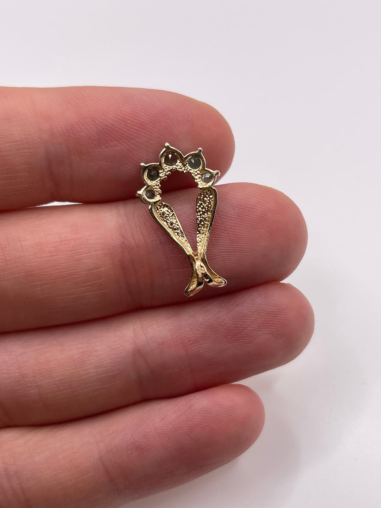 9ct gold emerald and diamond pendant