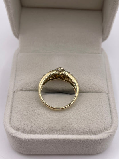 9ct gold emerald and diamond ring