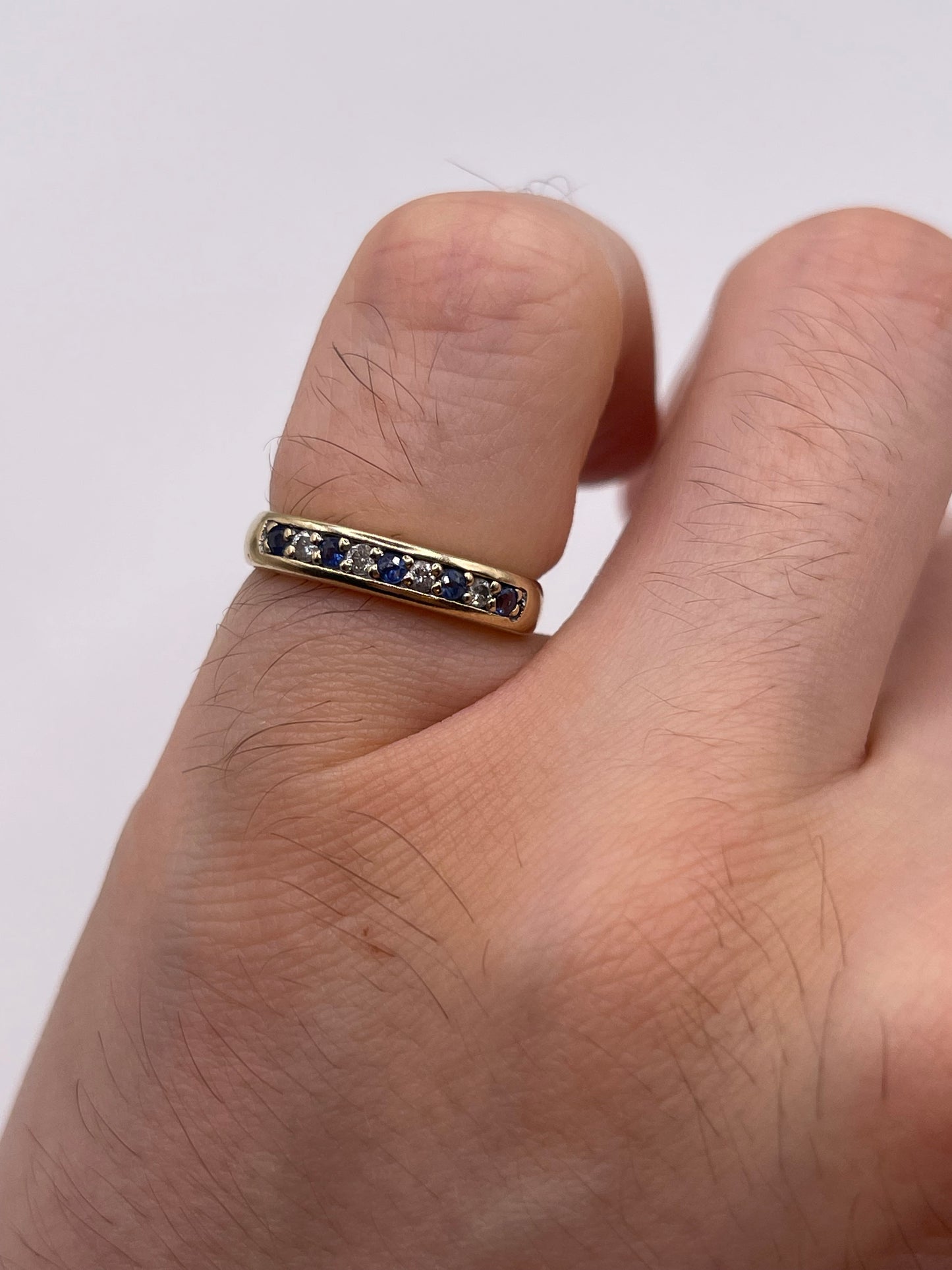 9ct gold sapphire and diamond ring