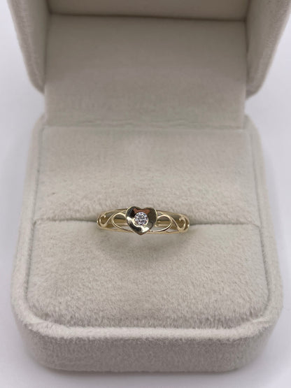 9ct gold cz heart ring