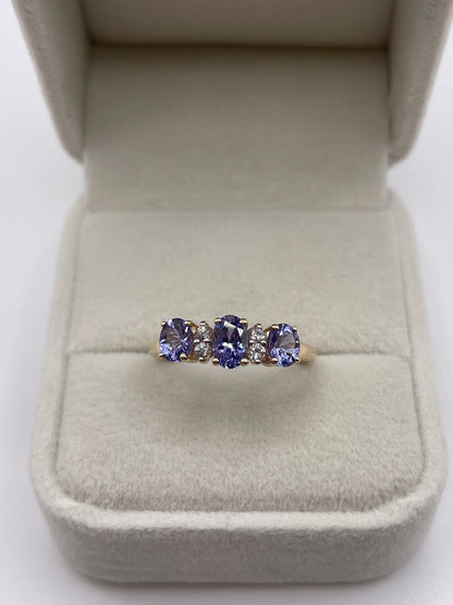 9ct gold tanzanite and zircon ring