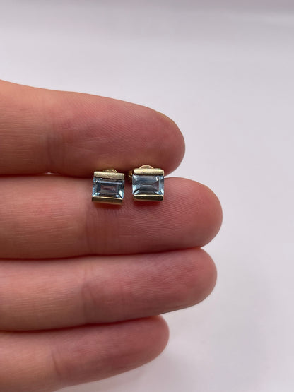 9ct gold topaz earrings