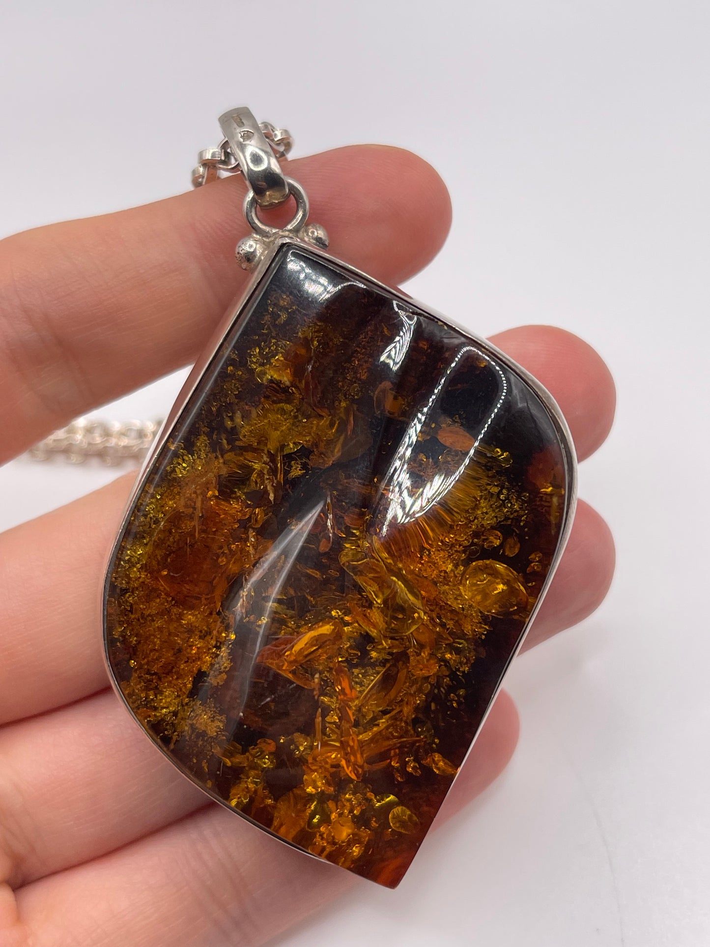 Silver amber necklace