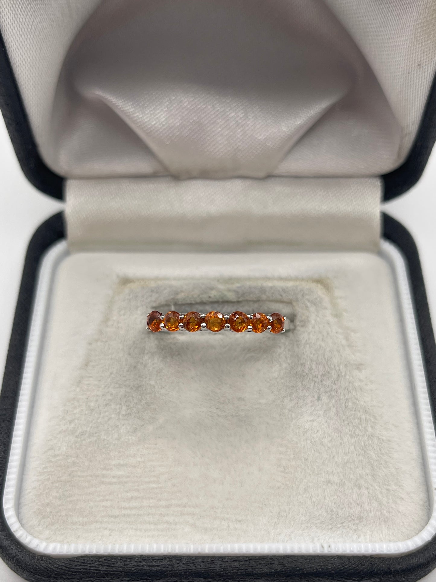 9ct white gold sapphire ring