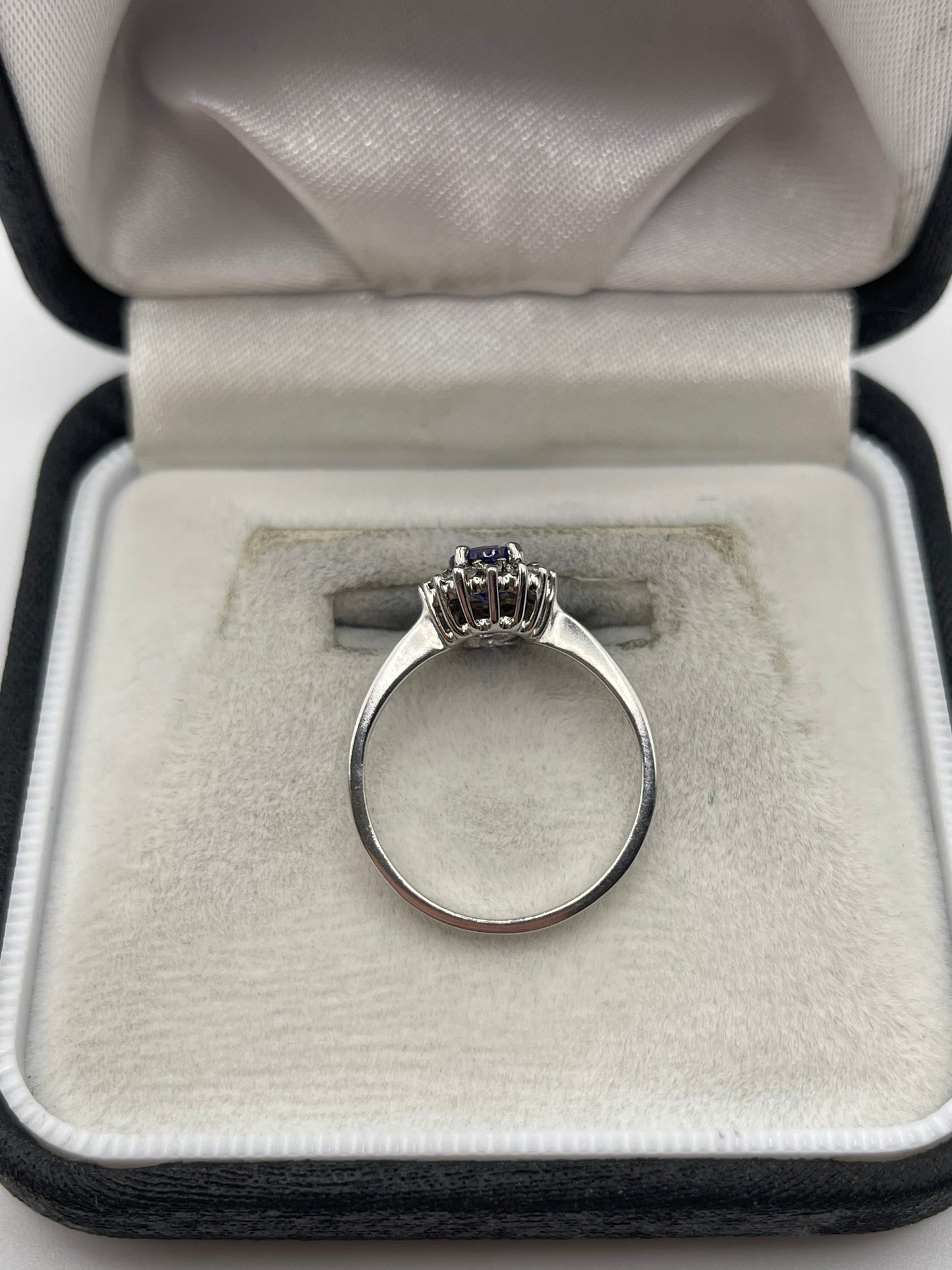 9ct white gold tanzanite and zircon ring