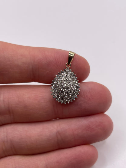 9ct gold diamond cluster pendant