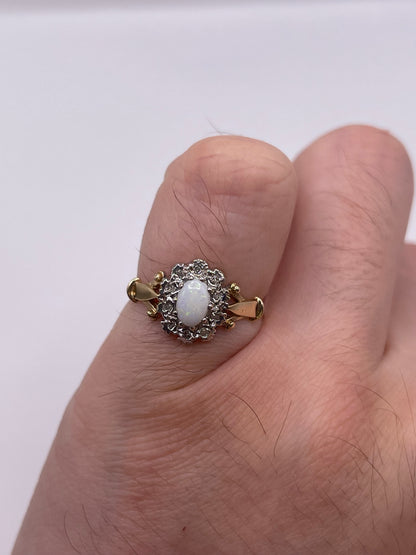 9ct gold opal and diamond ring