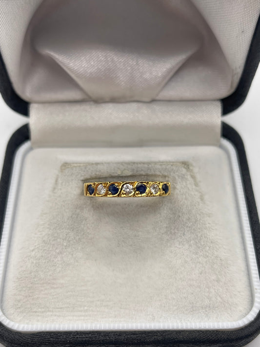 18ct gold sapphire and diamond ring