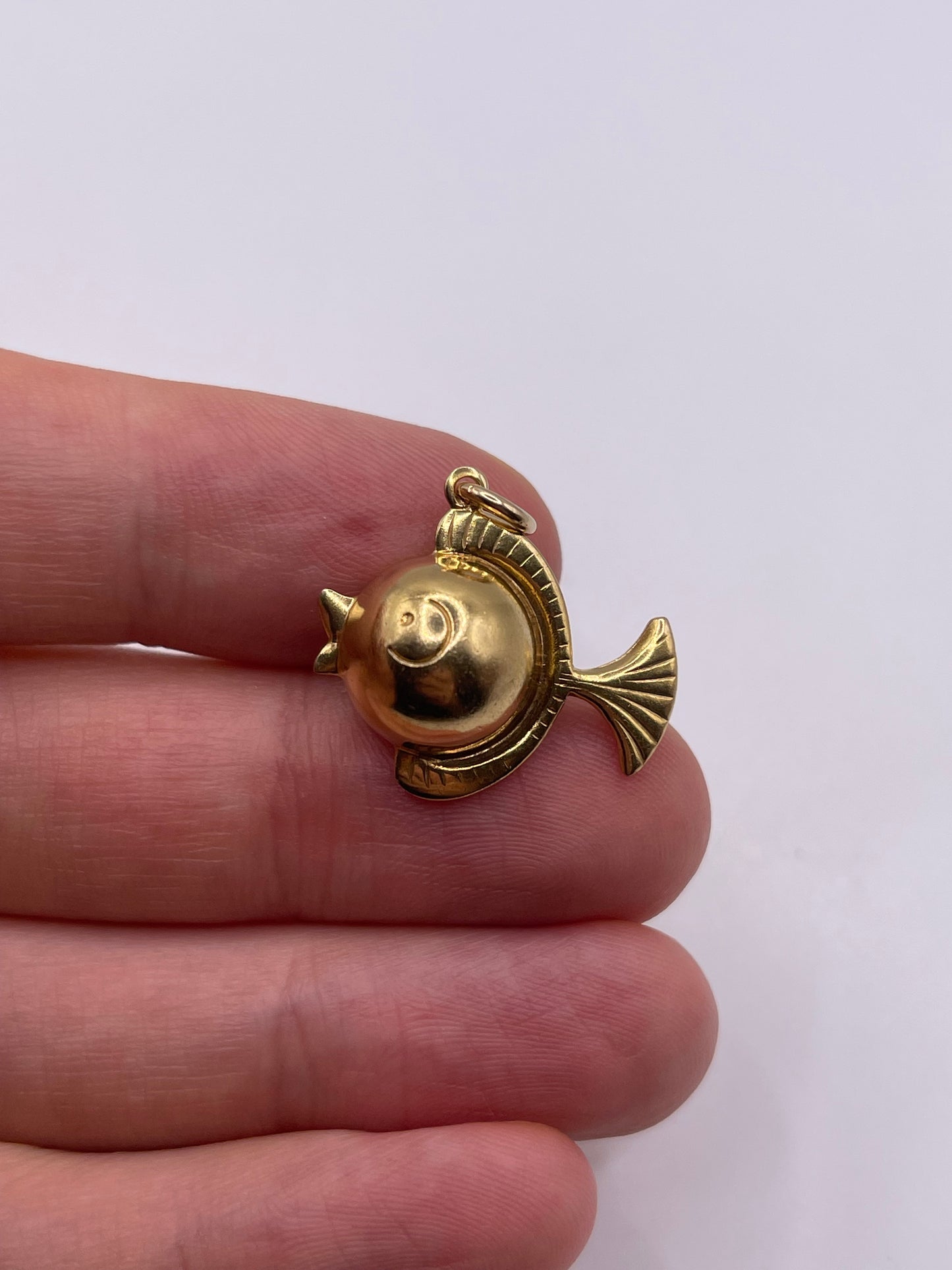 9ct gold fish charm