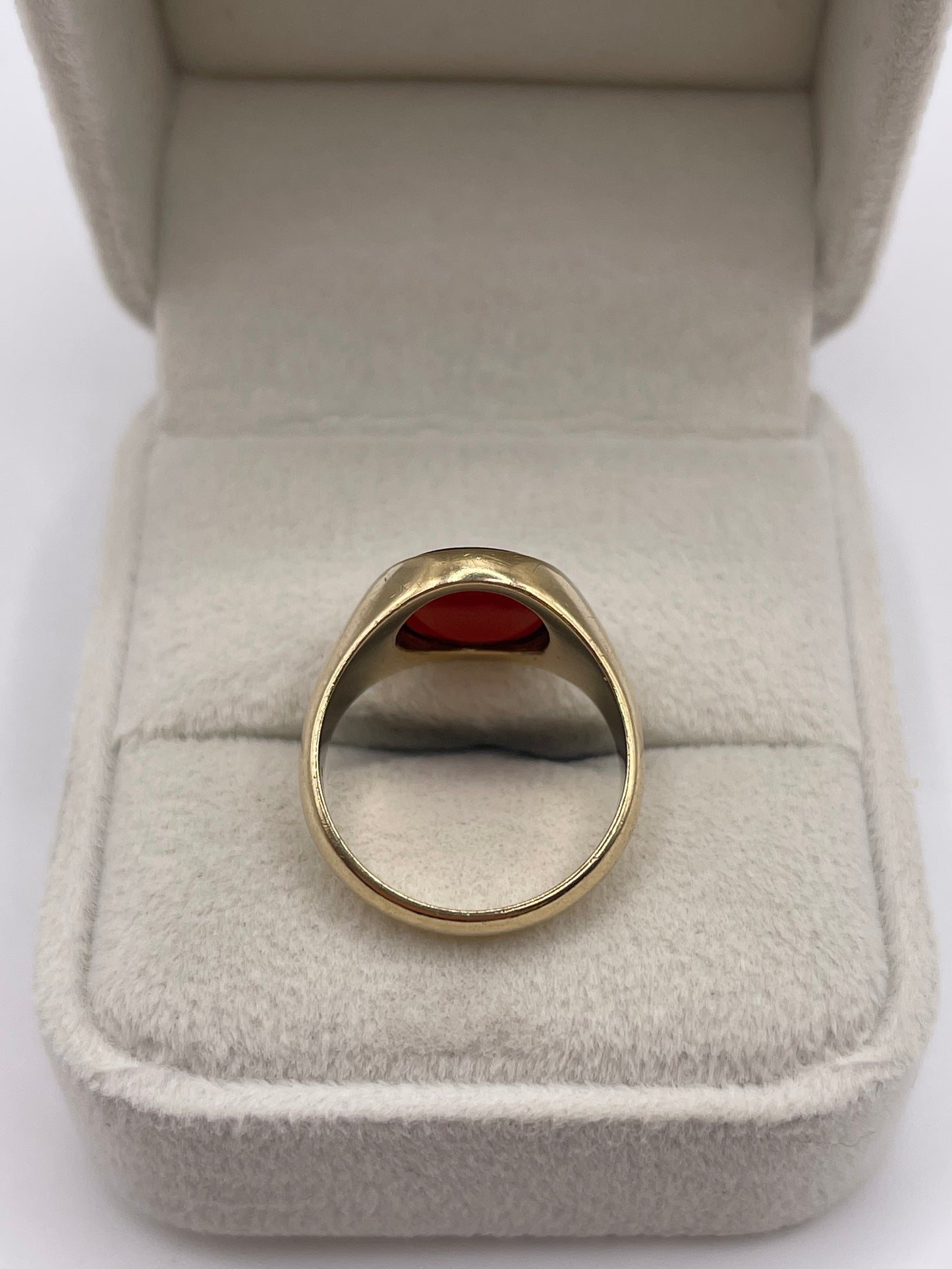9ct gold carnelian signet ring