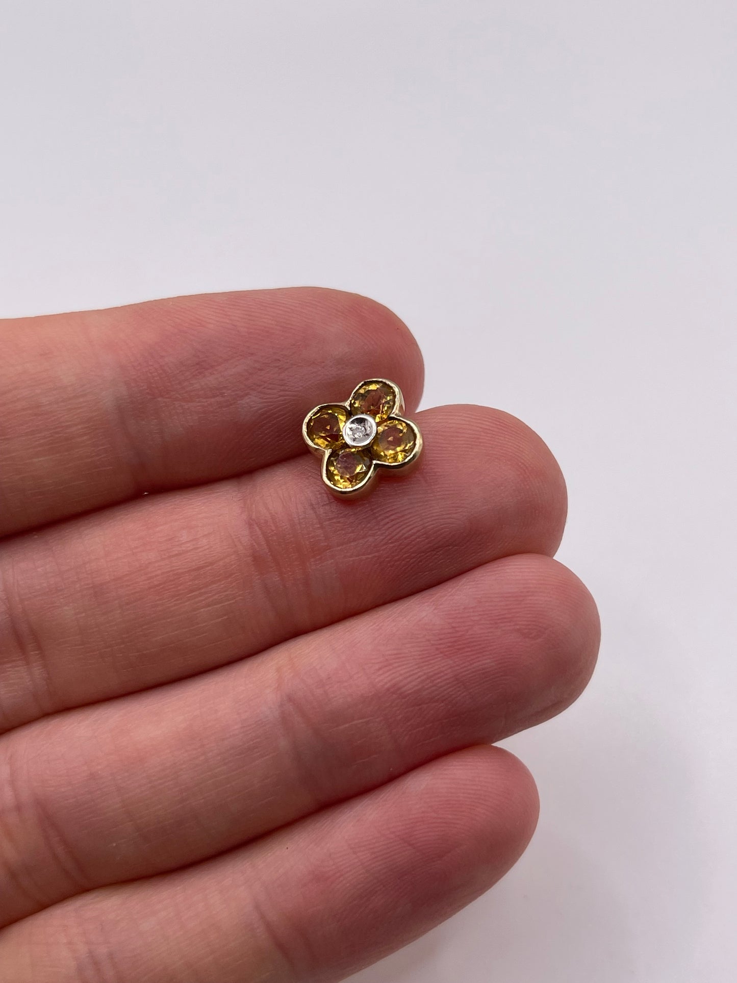 9ct gold citrine and diamond pendant