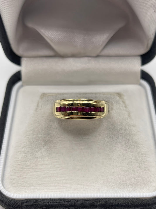 18ct gold ruby ring