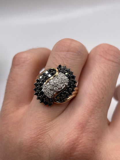 9ct gold diamond cluster ring
