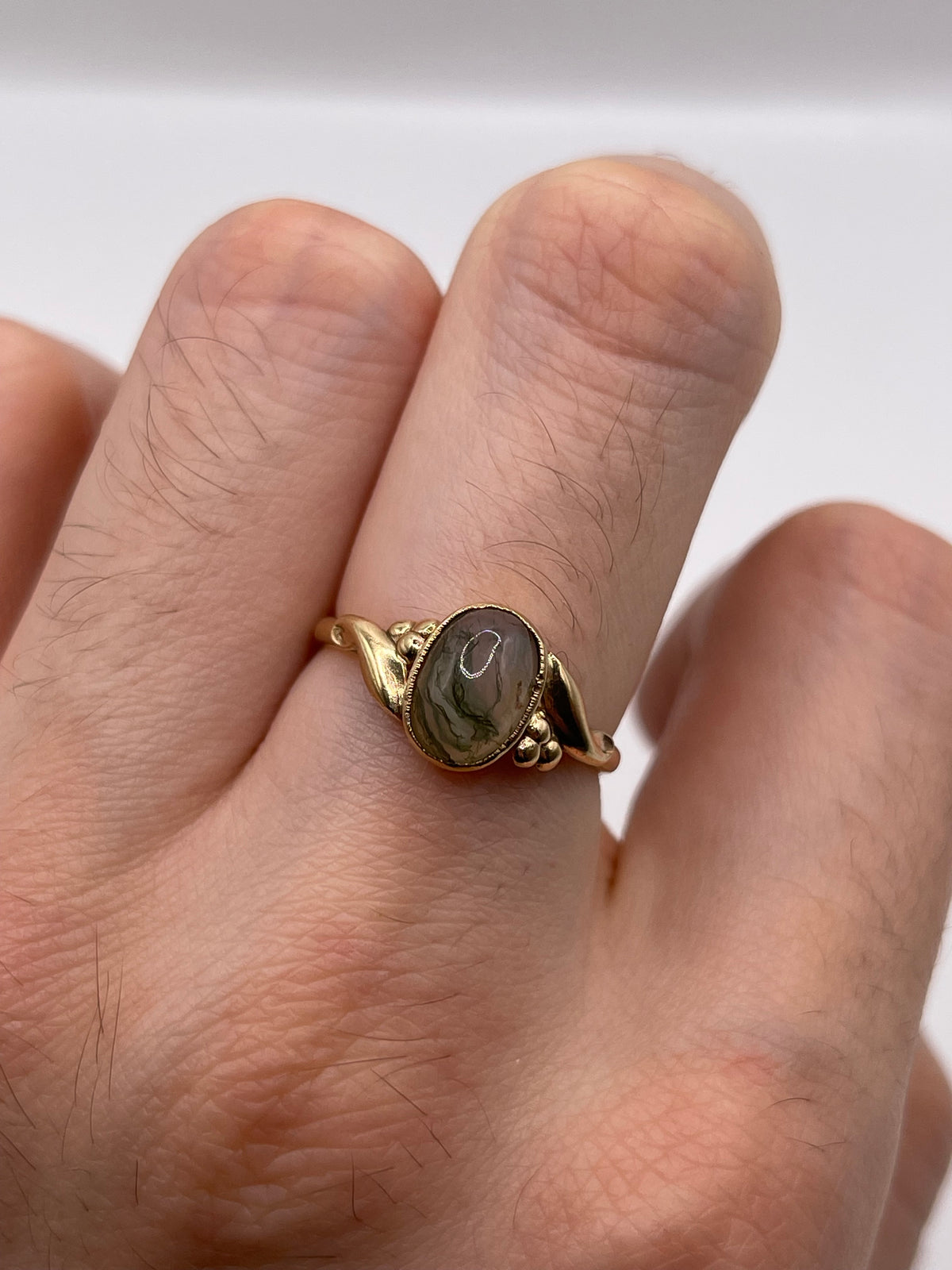 9ct gold moss agate ring