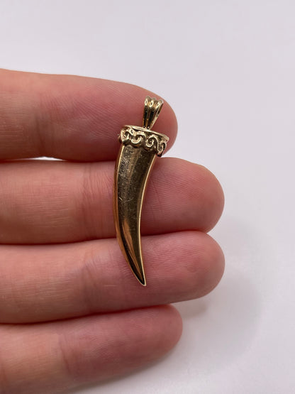 9ct gold pendant