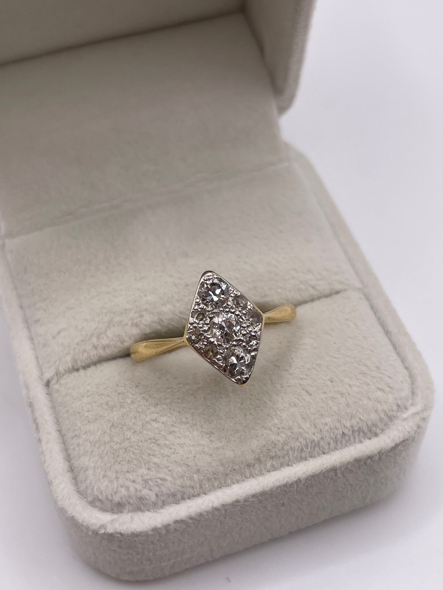 18ct gold platinum diamond ring