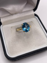 Load image into Gallery viewer, 9ct gold blue topaz ring
