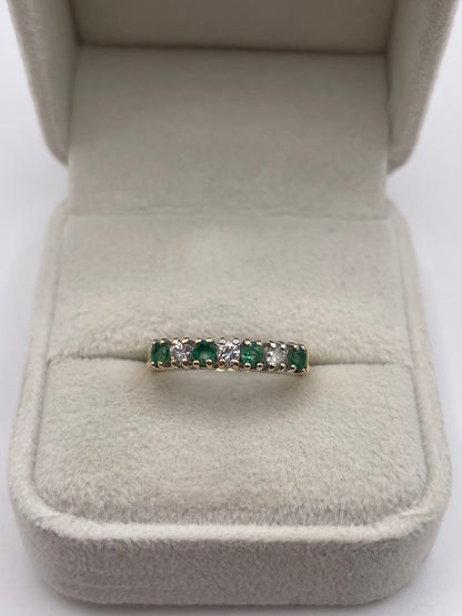 18ct gold emerald and diamond ring