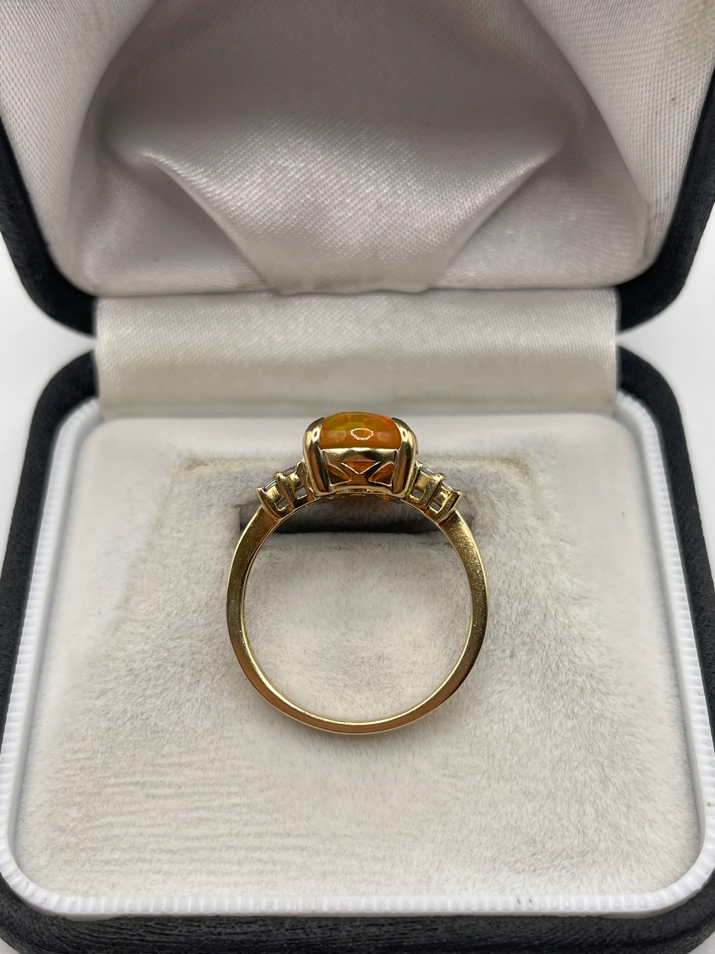 9ct gold opal and diamond ring