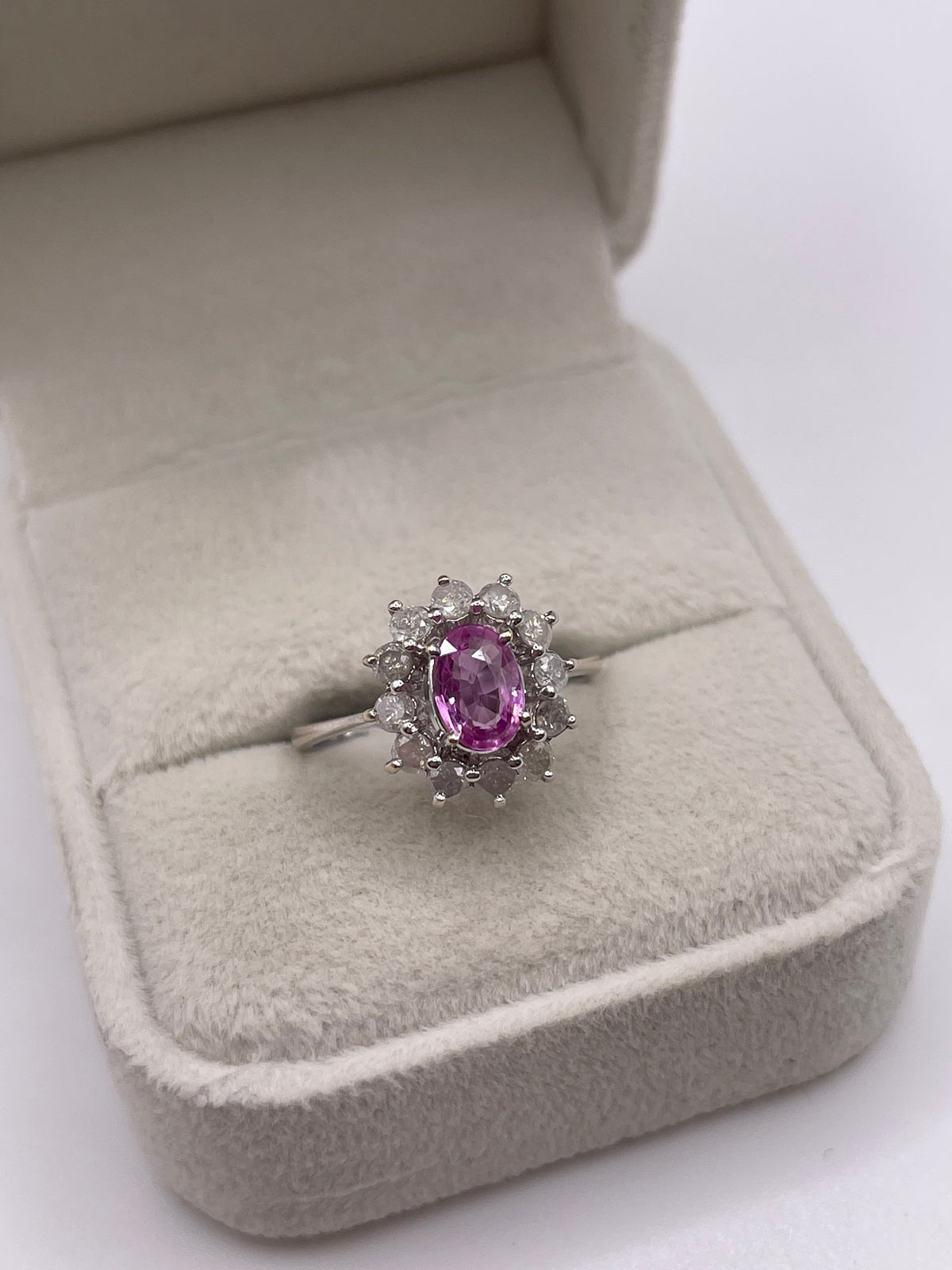 18ct white gold pink sapphire and diamond ring