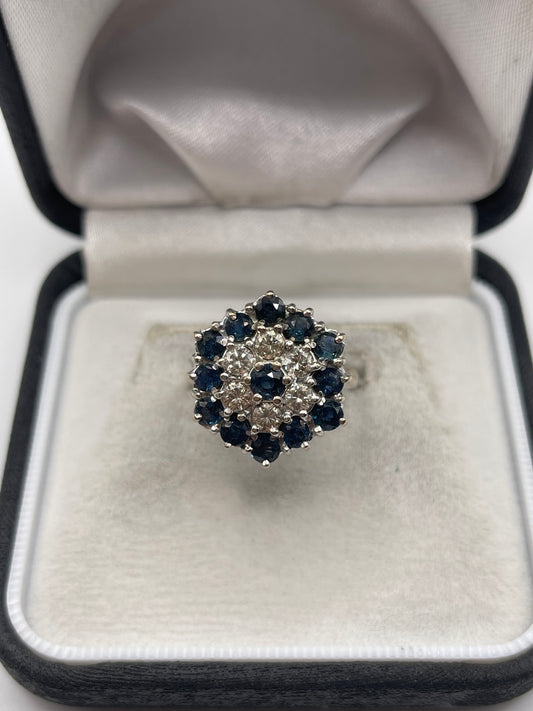 18ct white gold sapphire and diamond ring