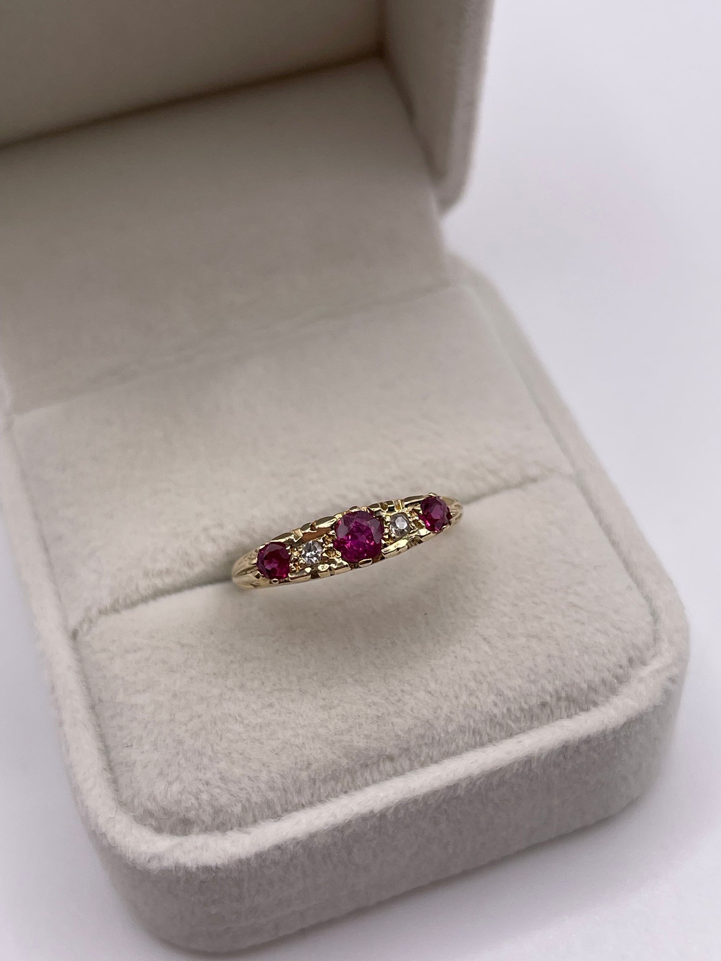 9ct gold ruby and diamond ring