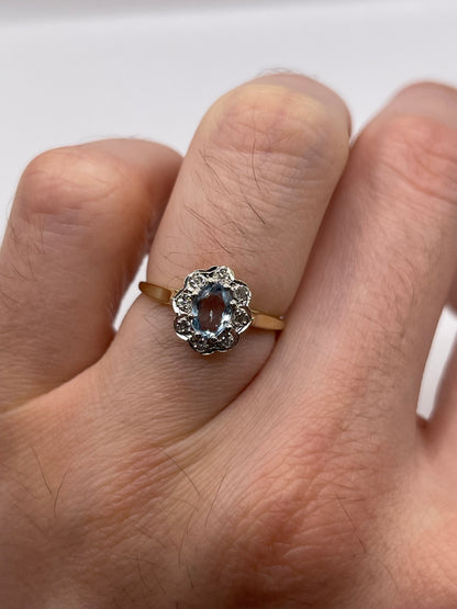 9ct gold topaz and diamond ring