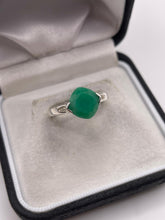 Load image into Gallery viewer, Silver gemstone ring
