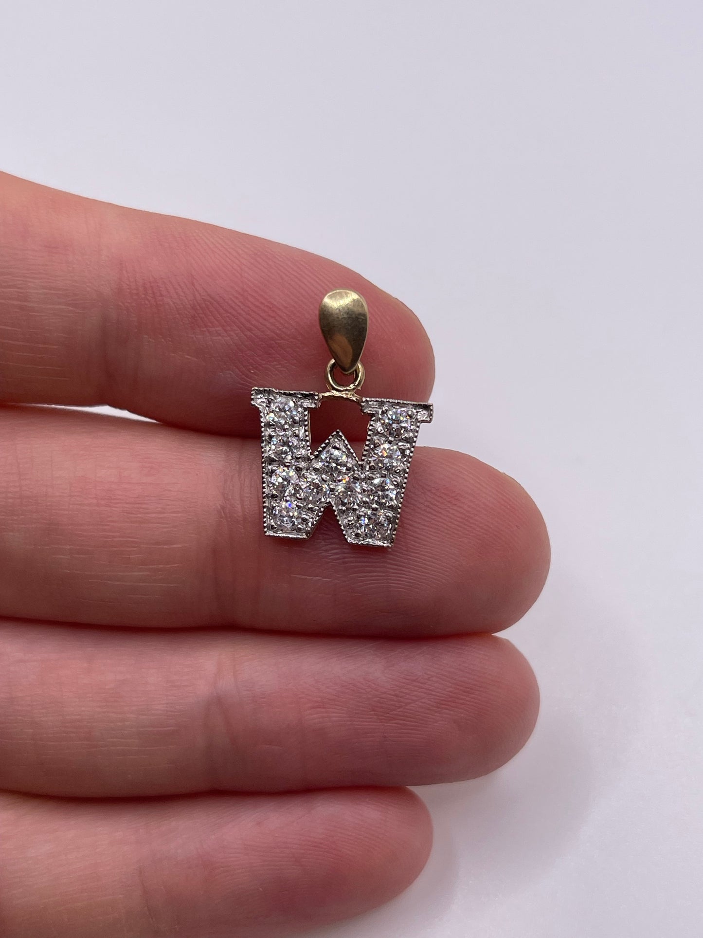 9ct gold cz initial W pendant