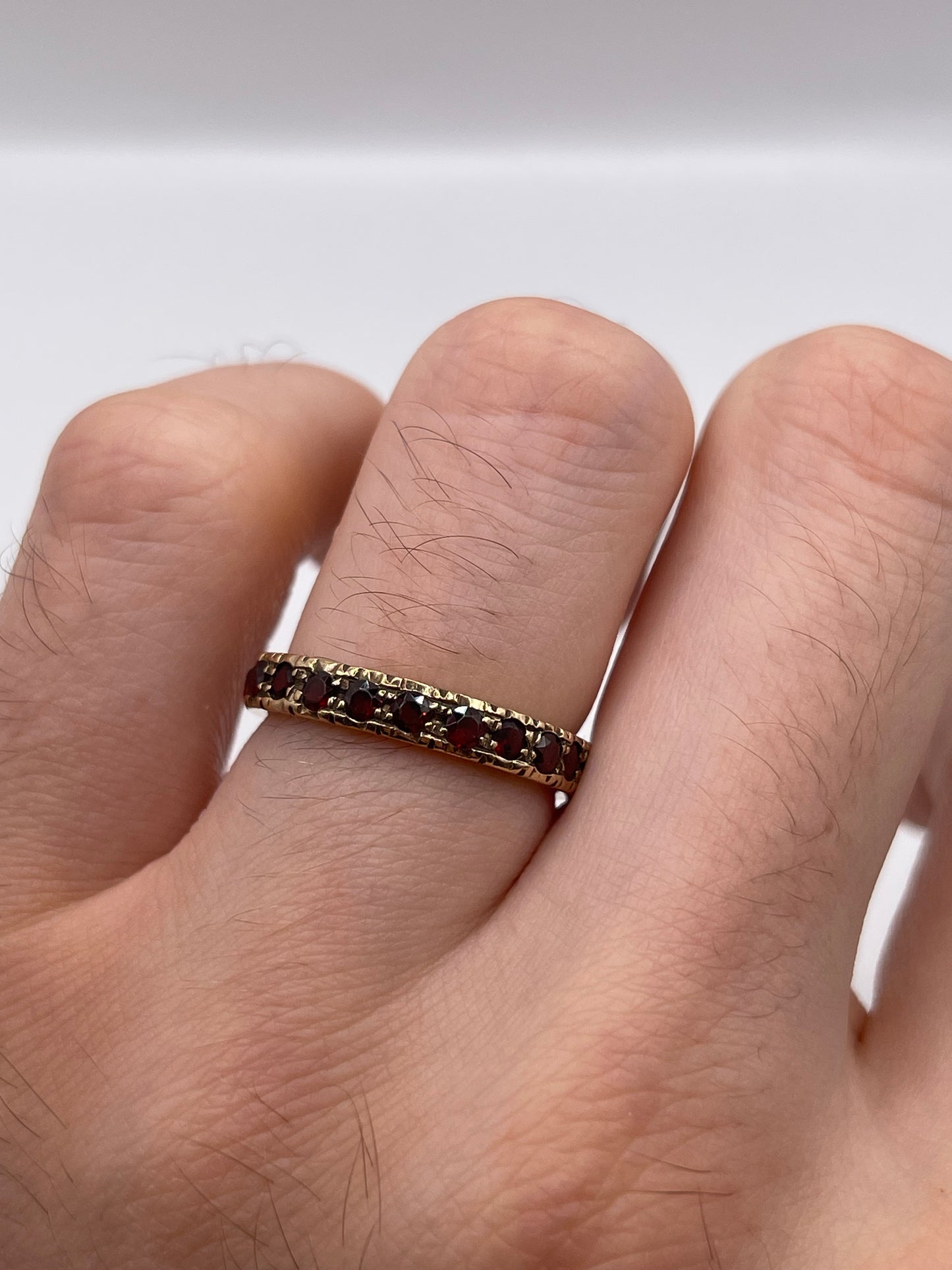 9ct gold garnet eternity ring