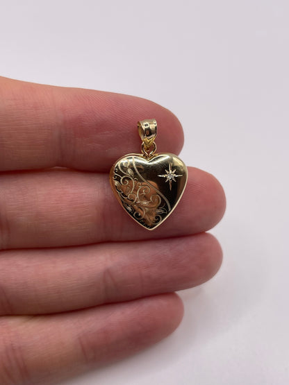 9ct gold diamond locket pendant