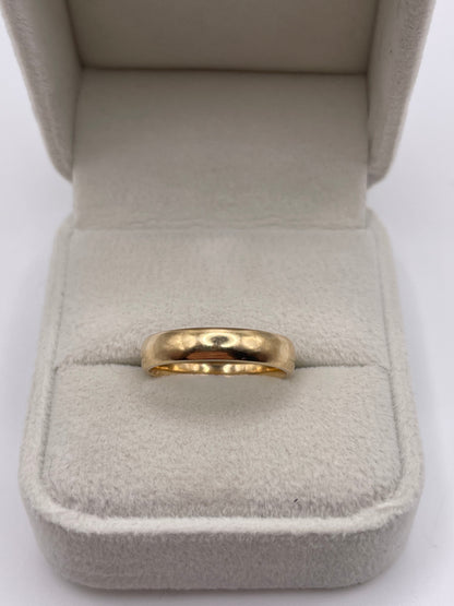 9ct gold band