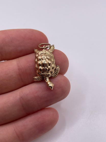 9ct gold turtle charm