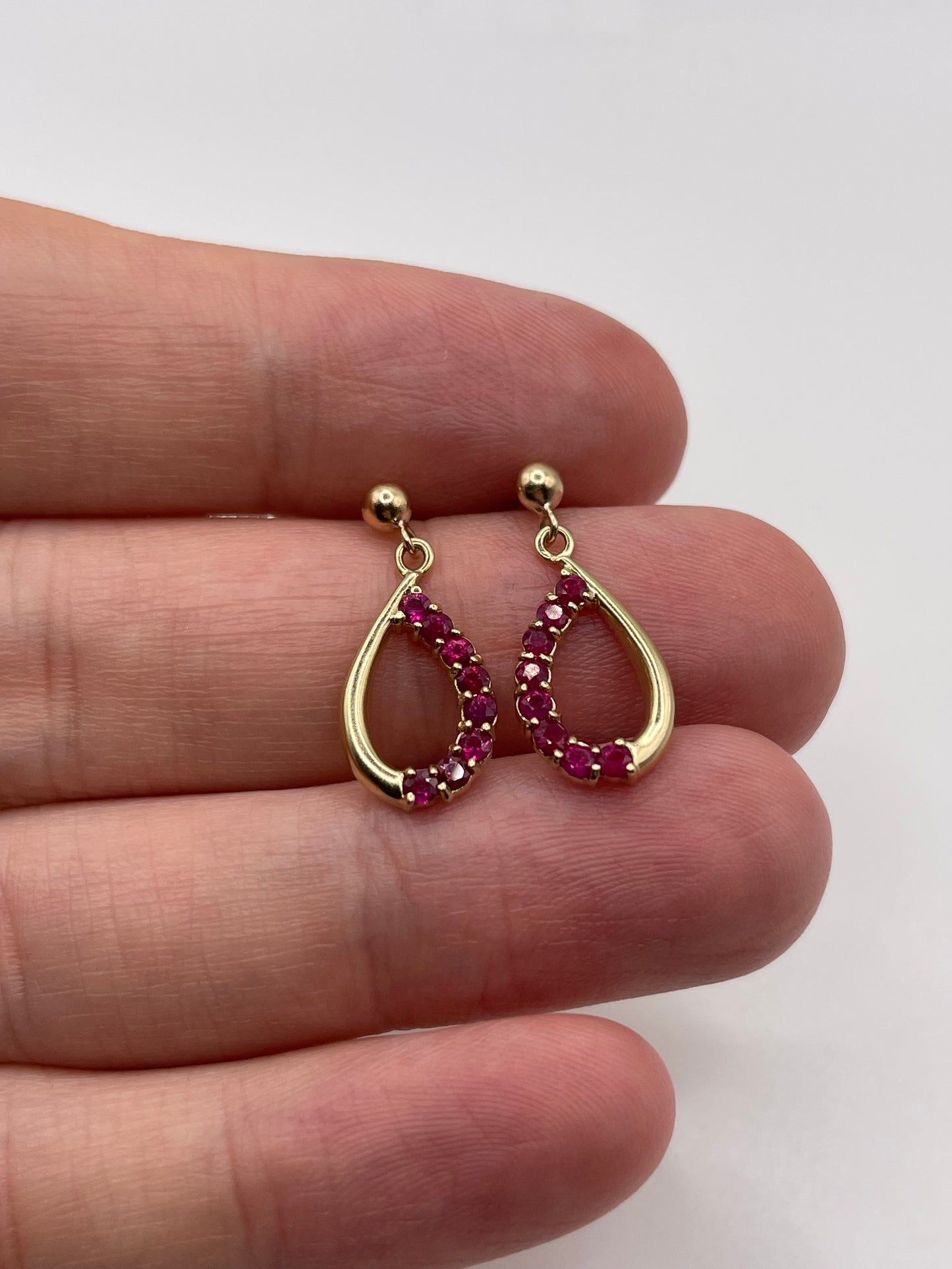9ct gold ruby earrings