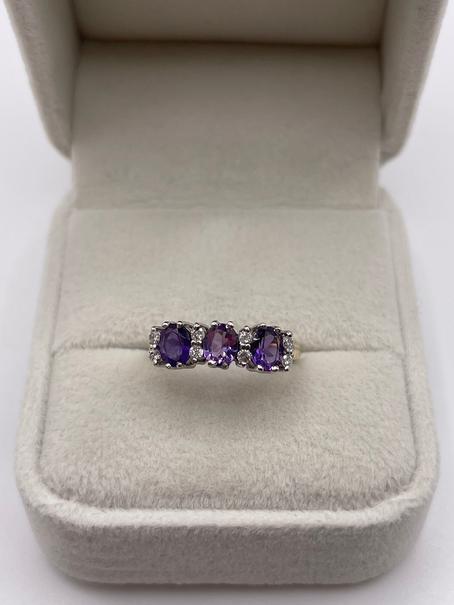 9ct gold amethyst and diamond ring