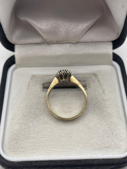 9ct gold sapphire and diamond ring
