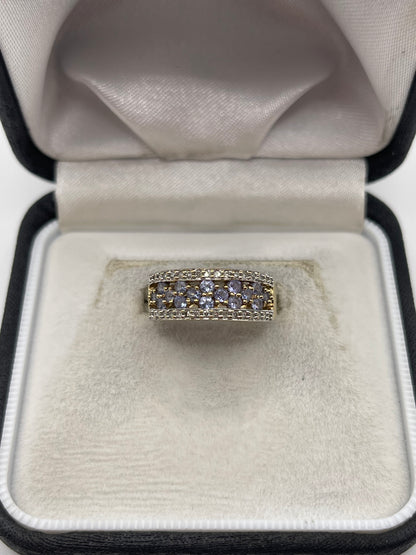 9ct gold tanzanite and diamond ring