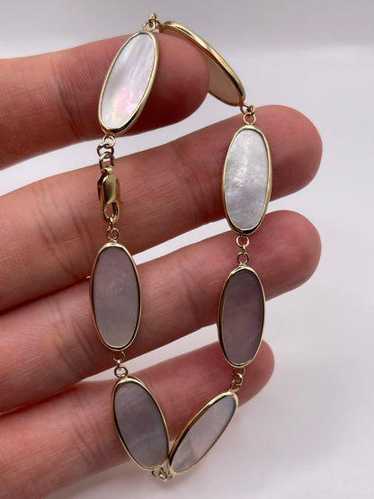 9ct gold mother of pearl bracelet