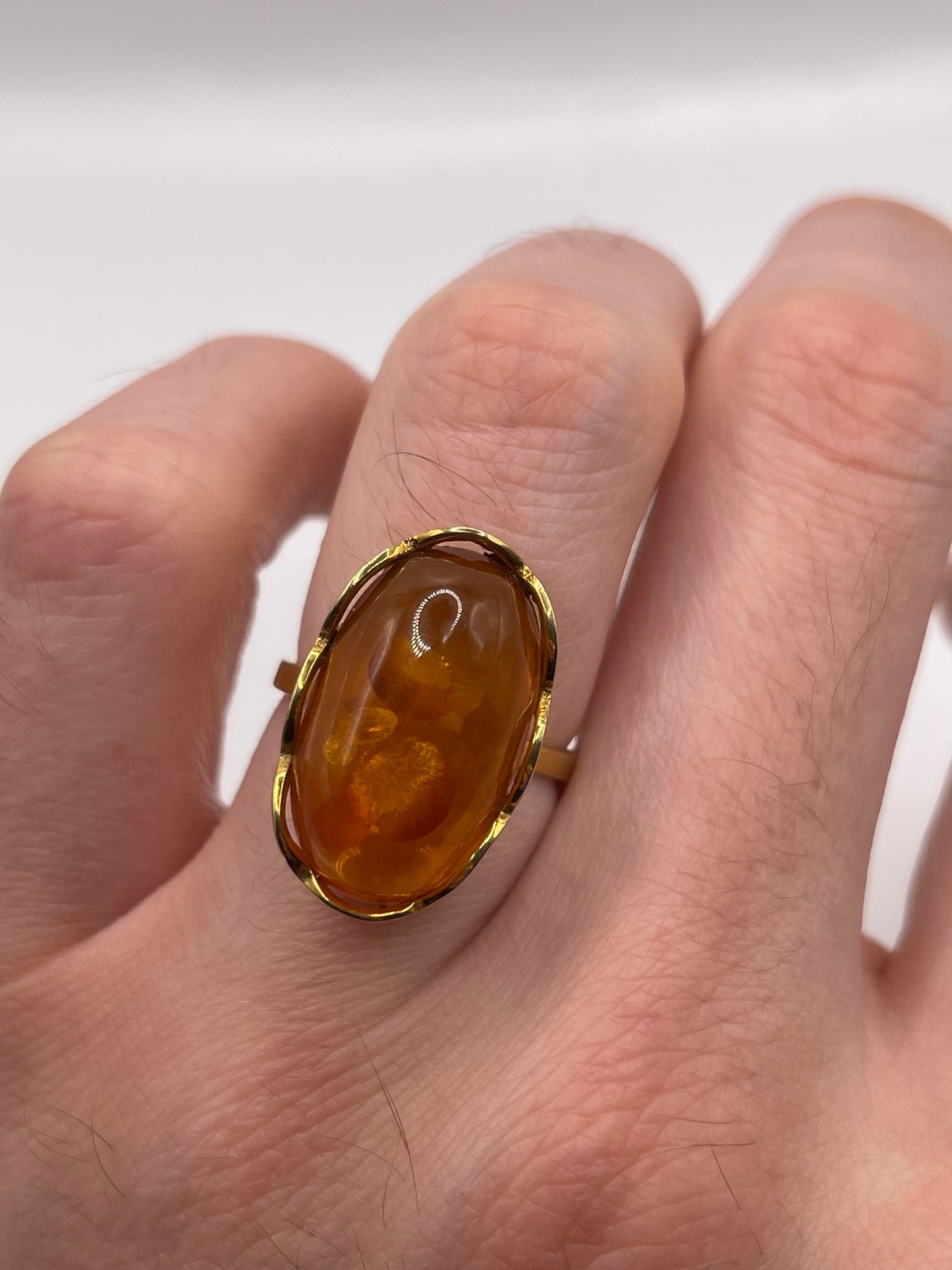 8ct gold amber ring