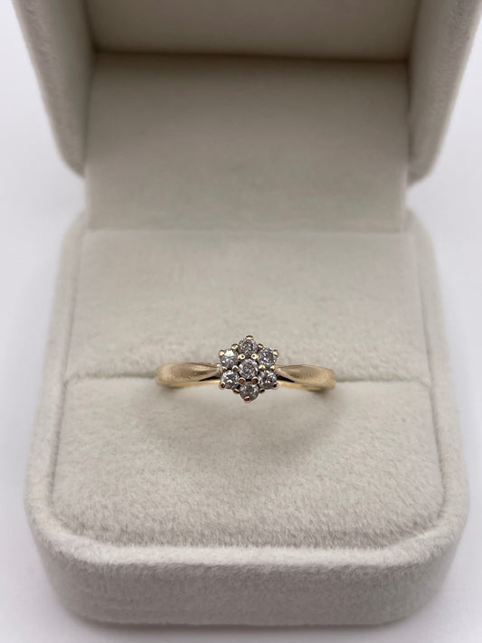9ct gold diamond cluster ring